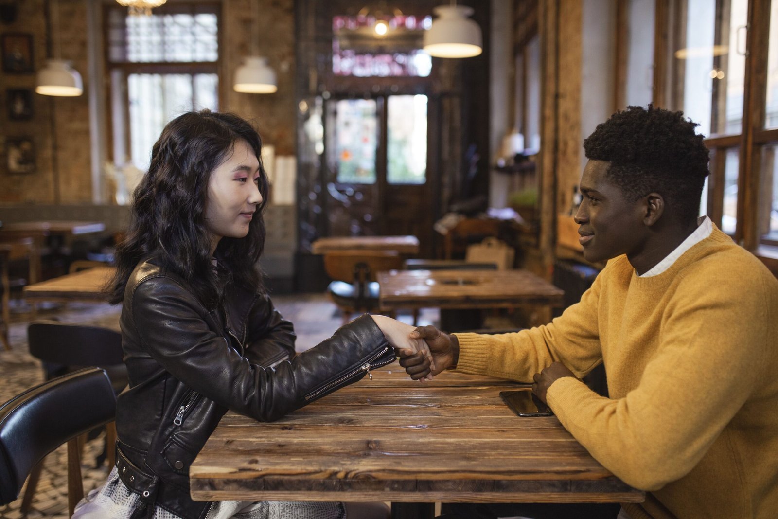 first date feels like job interview
